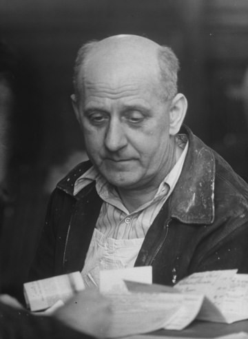 Unhappy Returns: A Look at Alfred Eisenstaedt's Candid Shots of 1944 NYC Taxpayers