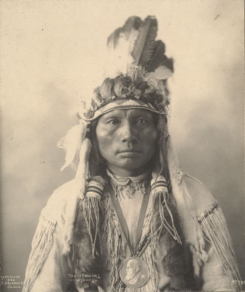 Three Fingers, Cheyenne.