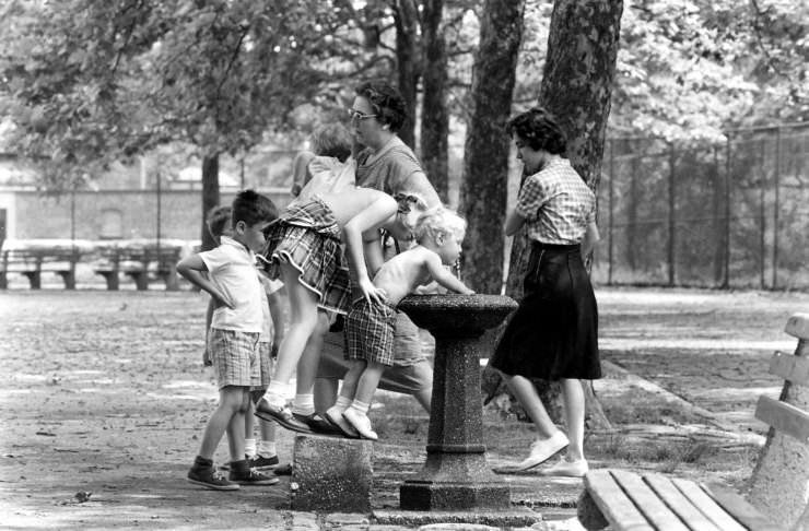Water fountain, Central Park, 1961