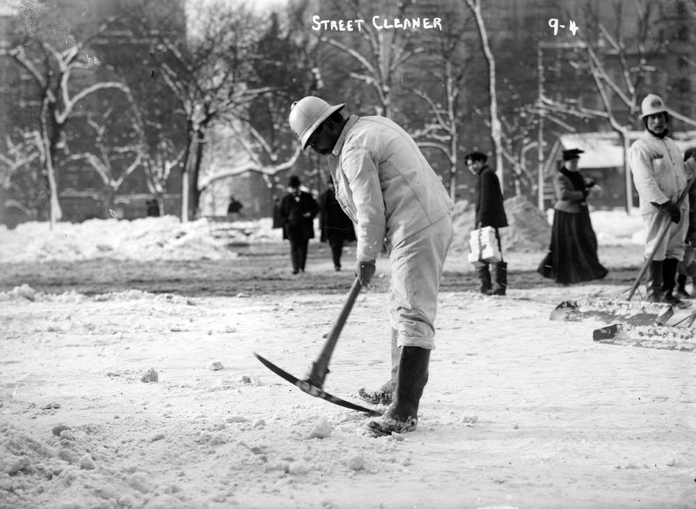 Cleaning snow from New York City streets, January 1908.