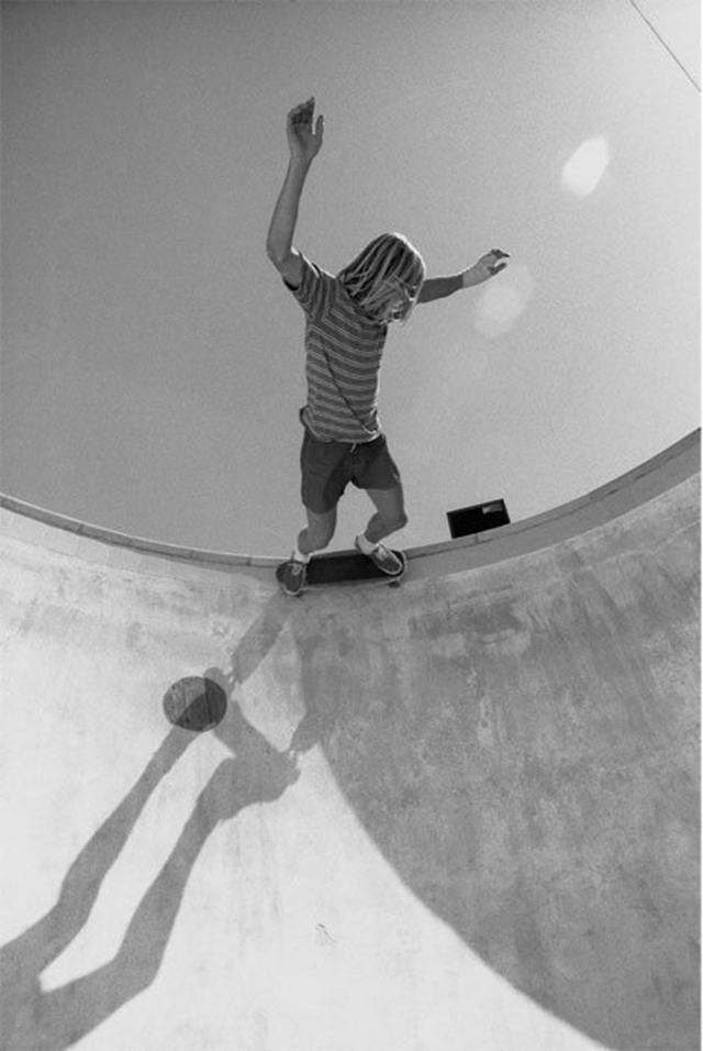 Concrete Waves and Tube Socks: Cool Vintage Photos of 1970s Skateboarding