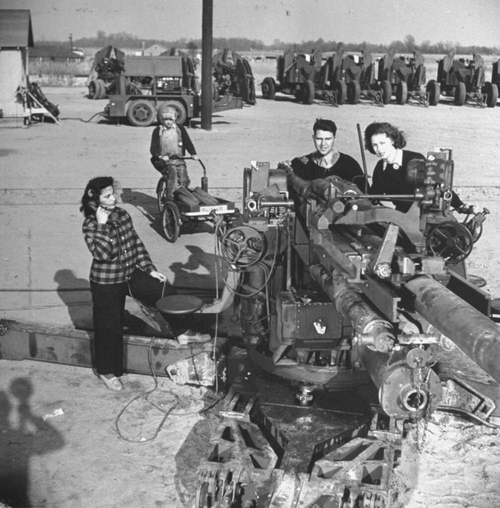 On the Firing Line: Women Testing Weapons and Handling Instruments at Aberdeen Proving Ground During WWII
