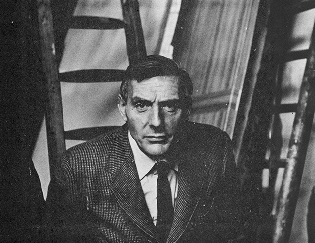 Eric Sykes, a British comedian.