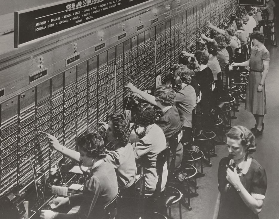 Women working at a Bell System switchboard