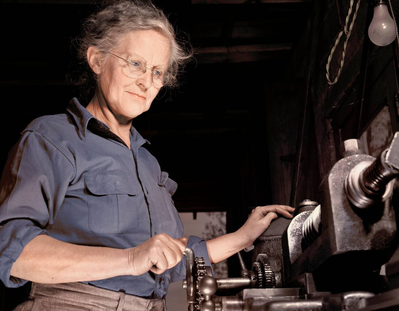 A grandmother cutting gears, 1942
