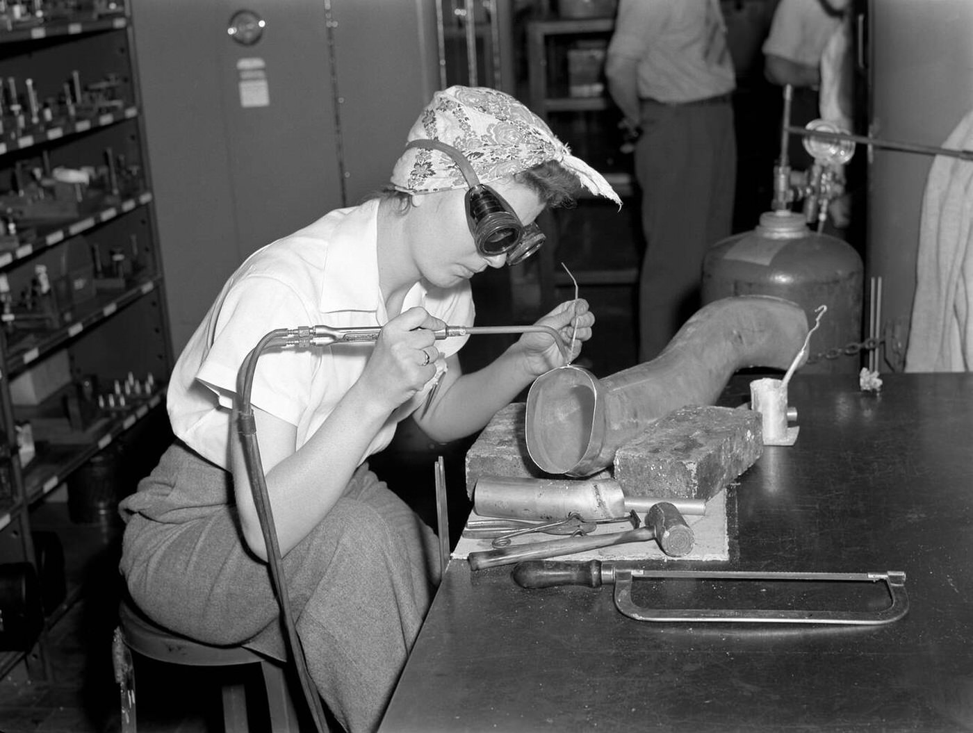 Women working at Ford Willow Run, 1942