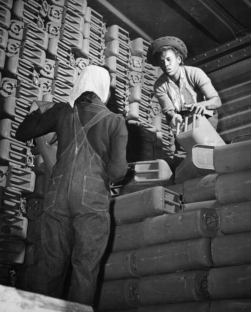 Women at Savannah Quartermaster Depot, 1943