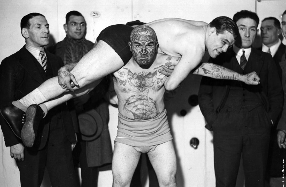 Wrestlers from the Early 1900s