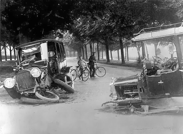 Car accident with a collision of two cars in the Netherlands, 1900s.