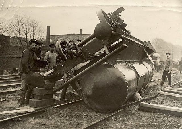 Tilted sulfuric acid tank after a railway accident in Breda, Netherlands, 1910.