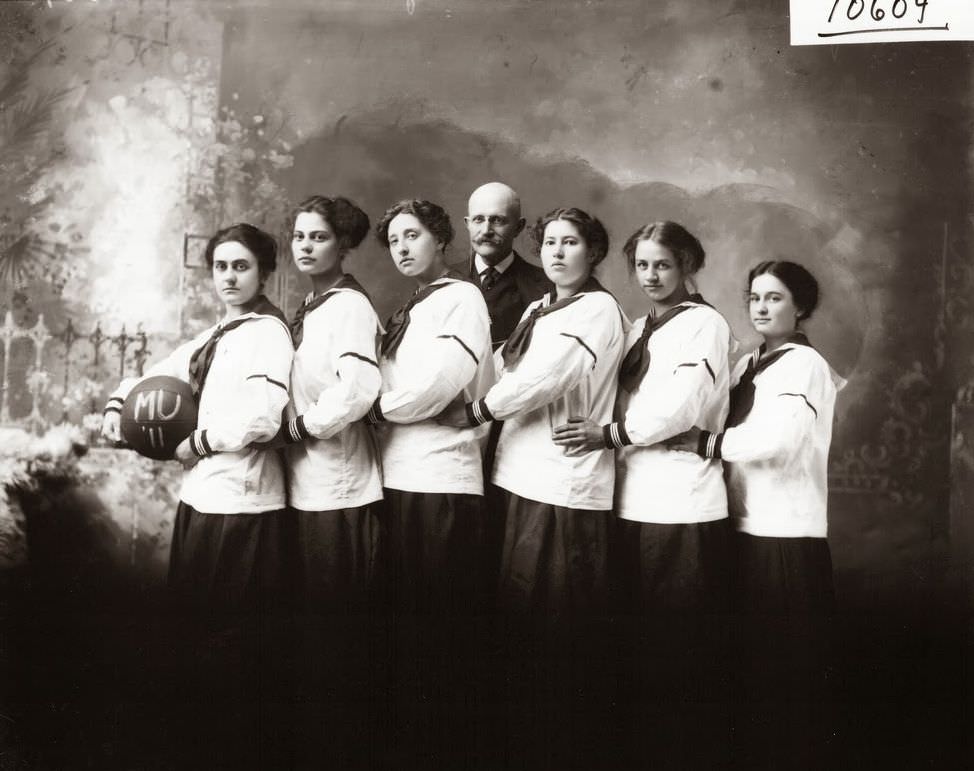Miami women's basketball team 1911