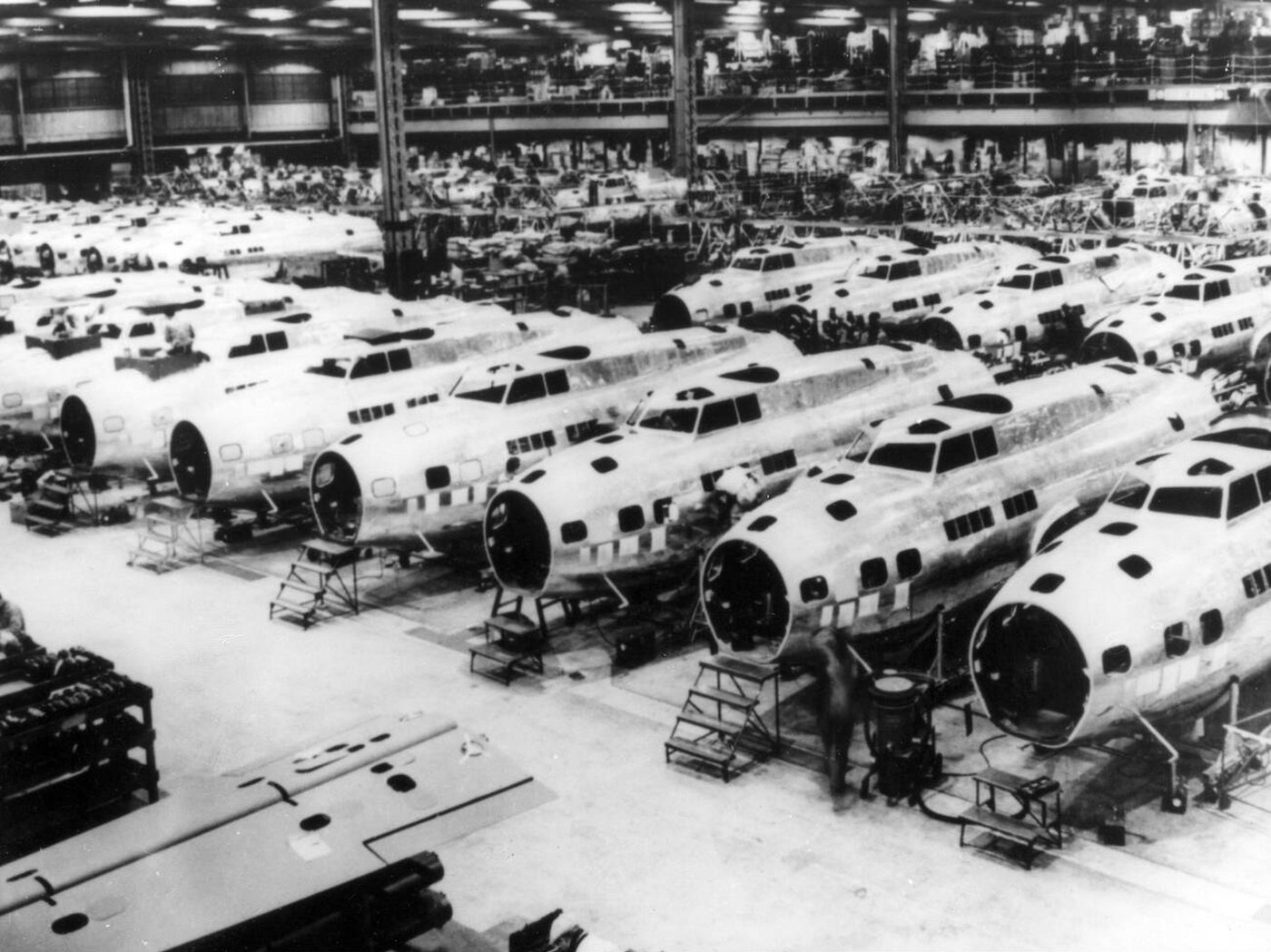 Production of Boeing B-17E Flying Fortress bombers at the Boeing factory in Seattle, Washington, 1942.
