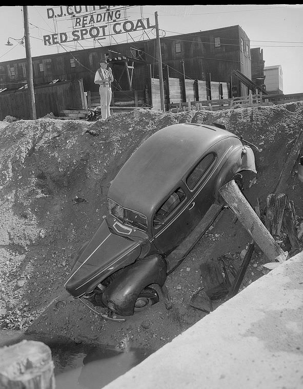 Driving Dangers: Vintage photos of Car Accidents in the 1940s
