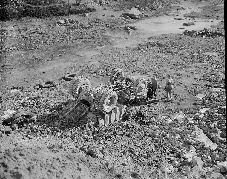 Driving Dangers: Vintage photos of Car Accidents in the 1940s