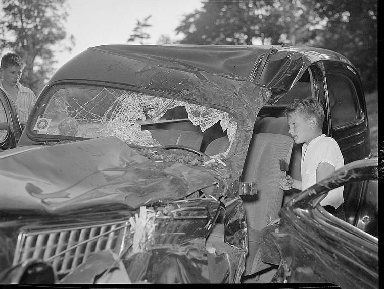 Driving Dangers: Vintage photos of Car Accidents in the 1940s