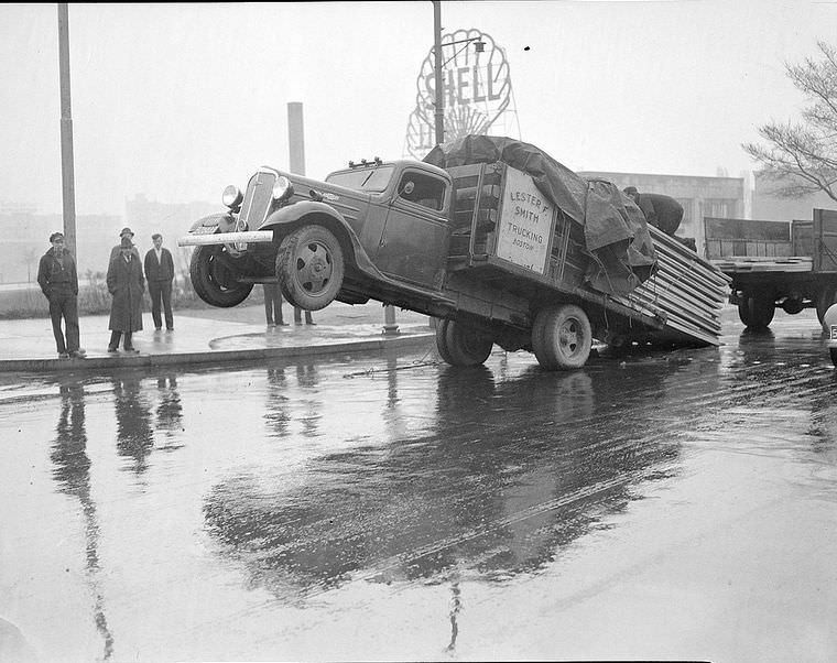 Driving Dangers: Vintage photos of Car Accidents in the 1940s