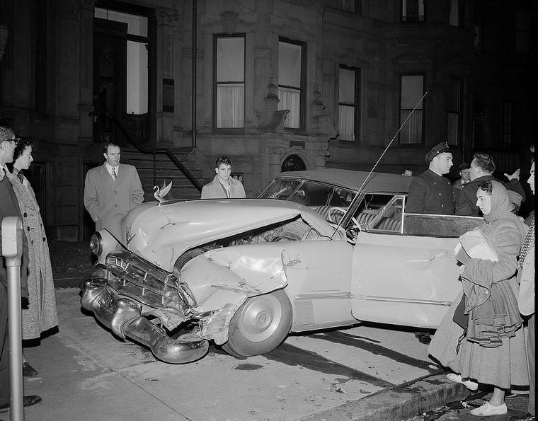Driving Dangers: Vintage photos of Car Accidents in the 1940s