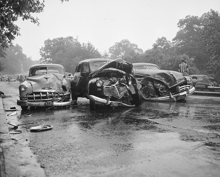 Driving Dangers: Vintage photos of Car Accidents in the 1940s