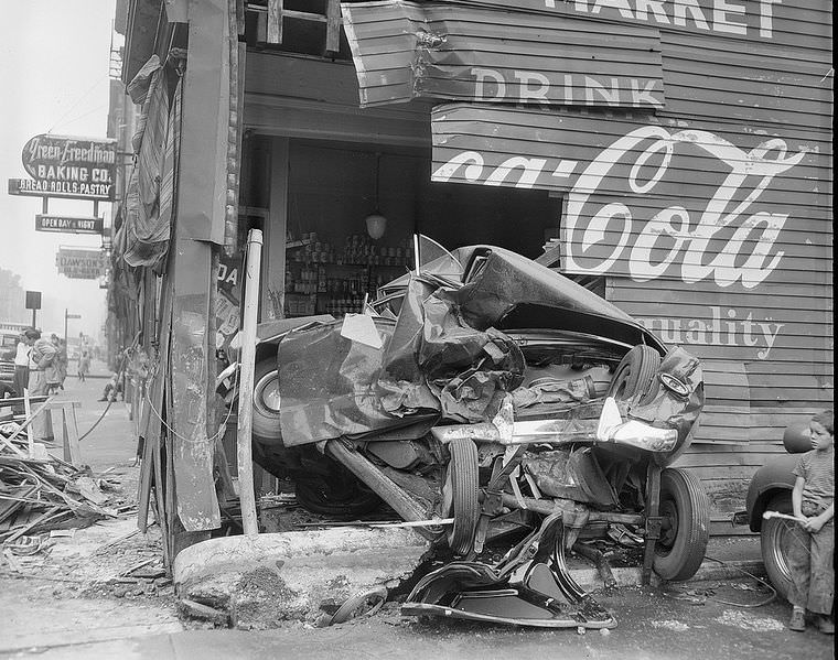 Driving Dangers: Vintage photos of Car Accidents in the 1940s