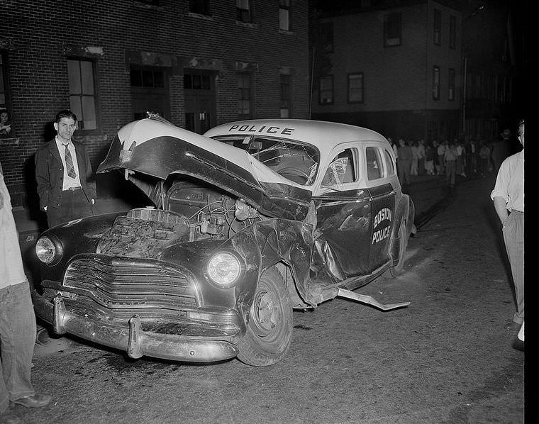 Driving Dangers: Vintage photos of Car Accidents in the 1940s
