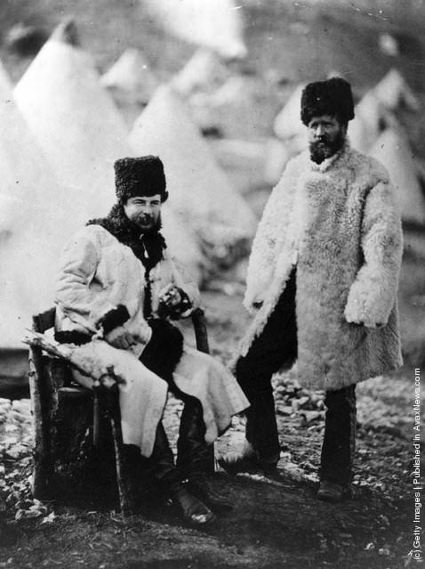 Captain Brown of the 4th Light Dragoons and his servant in winter dress in Russia, 1850s.