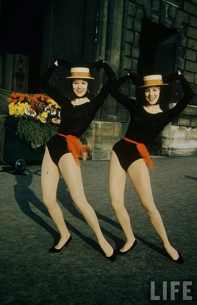 The Synchronized Dance of the Kessler Twins: The Unique Appeal of Alice and Ellen Kessler as Identical Performers