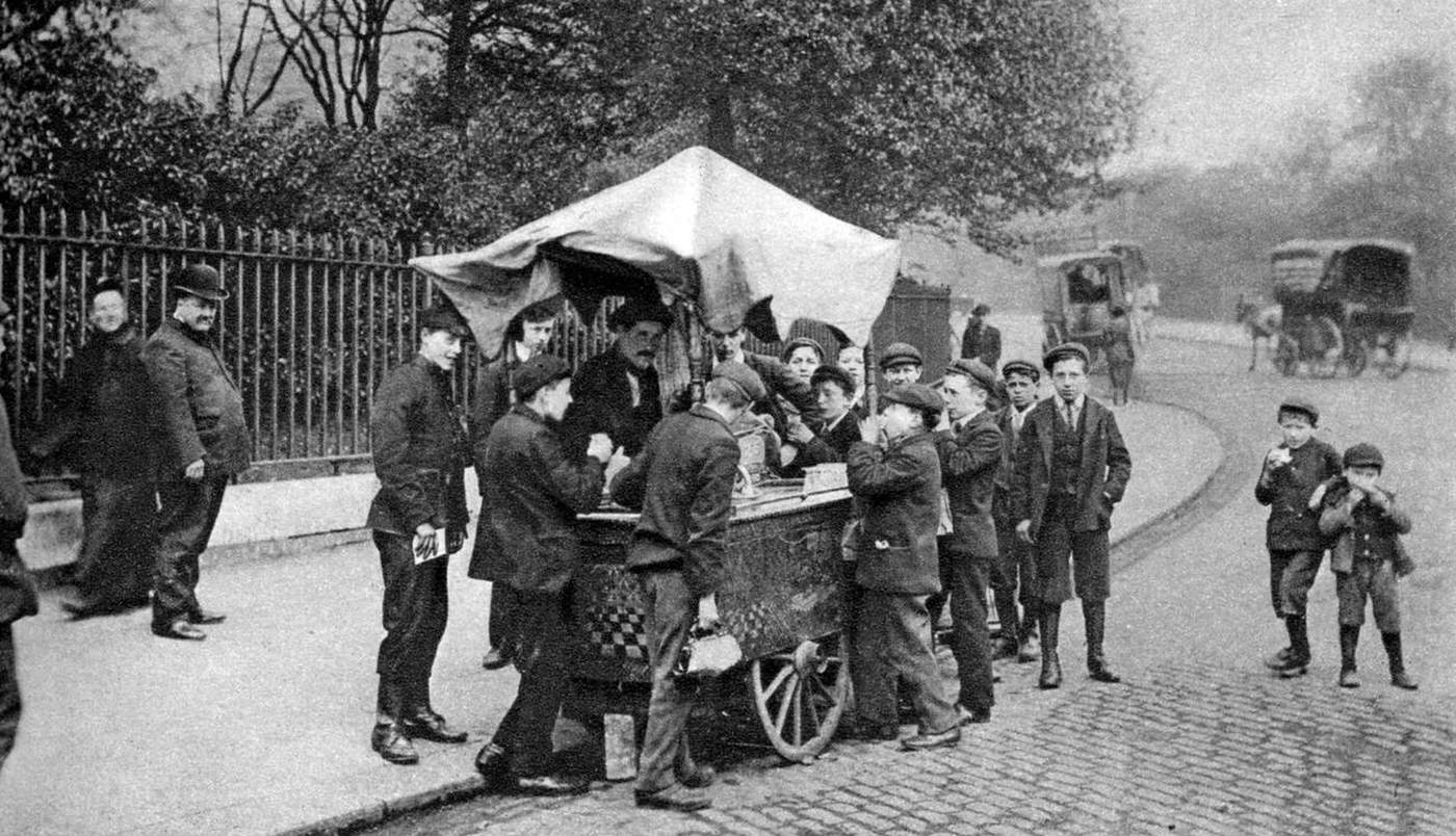 Italian ice cream seller, London, 1920s.