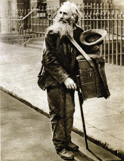 Street organ grinder
