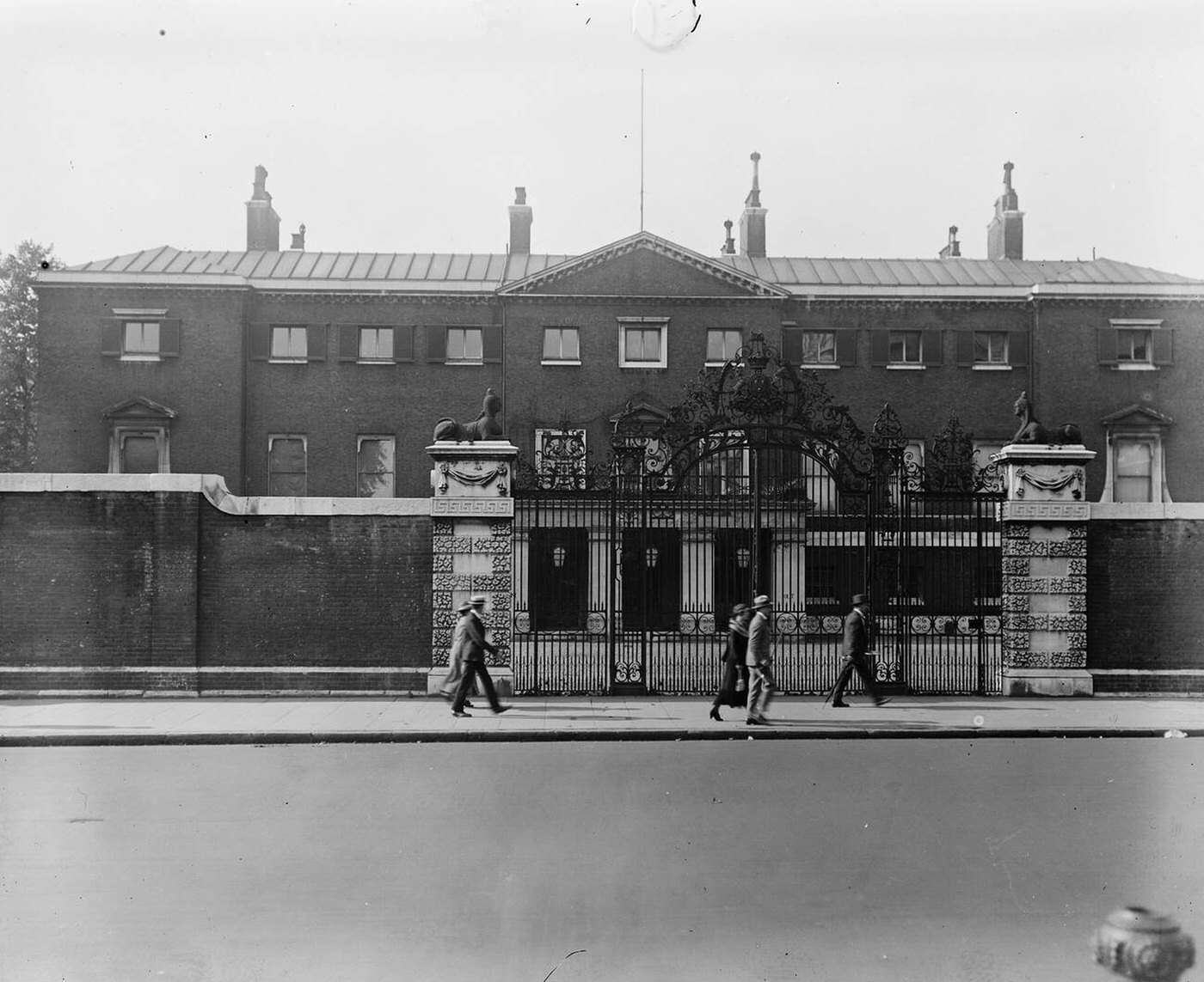 Devonshire House, residence of the Dukes of Devonshire in the 18th and 19th centuries, 1920.