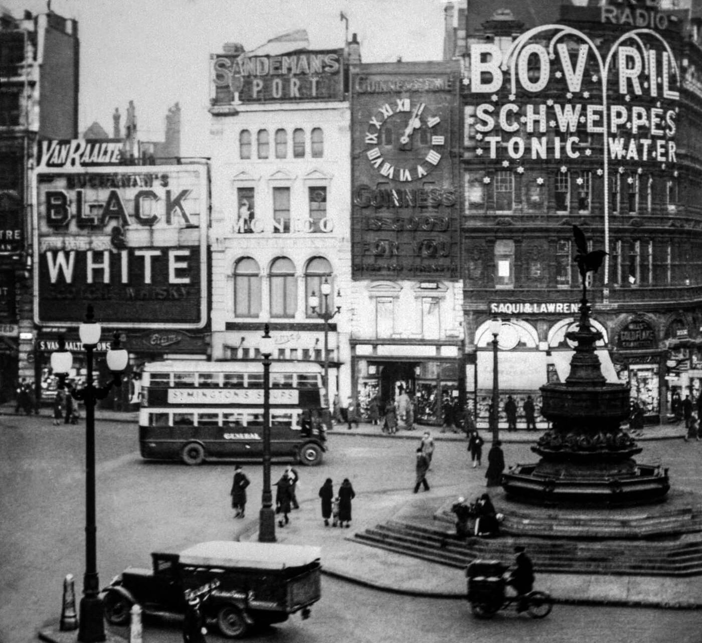 Piccadilly Circus, London, 1920s.