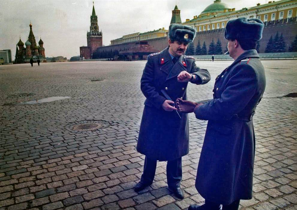 Soviet soldiers patrol an emptied Red Square in Moscow, 1991.