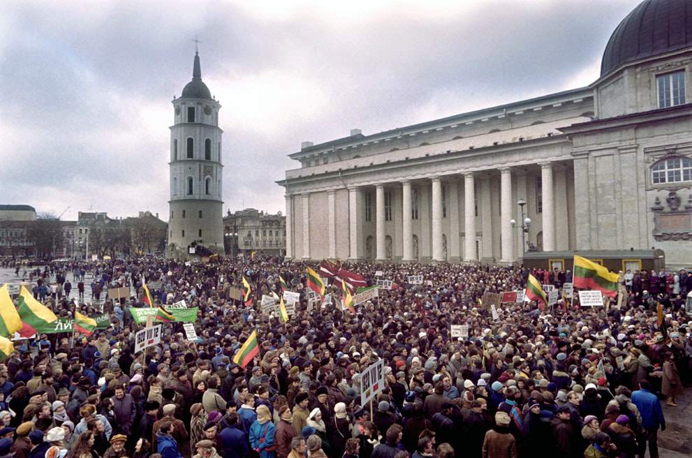 Lithuanians carry flags in Vilnius during a demonstration asking for the country's independence, 1990.