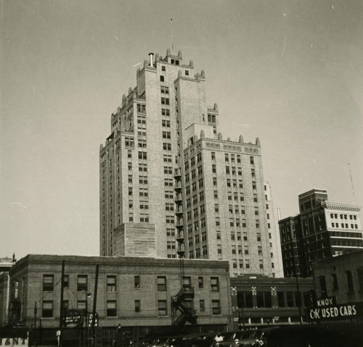 The Blackstone Hotel (Courtyard by Marriott Fort Worth), Fort Worth, Texas, 1930s.