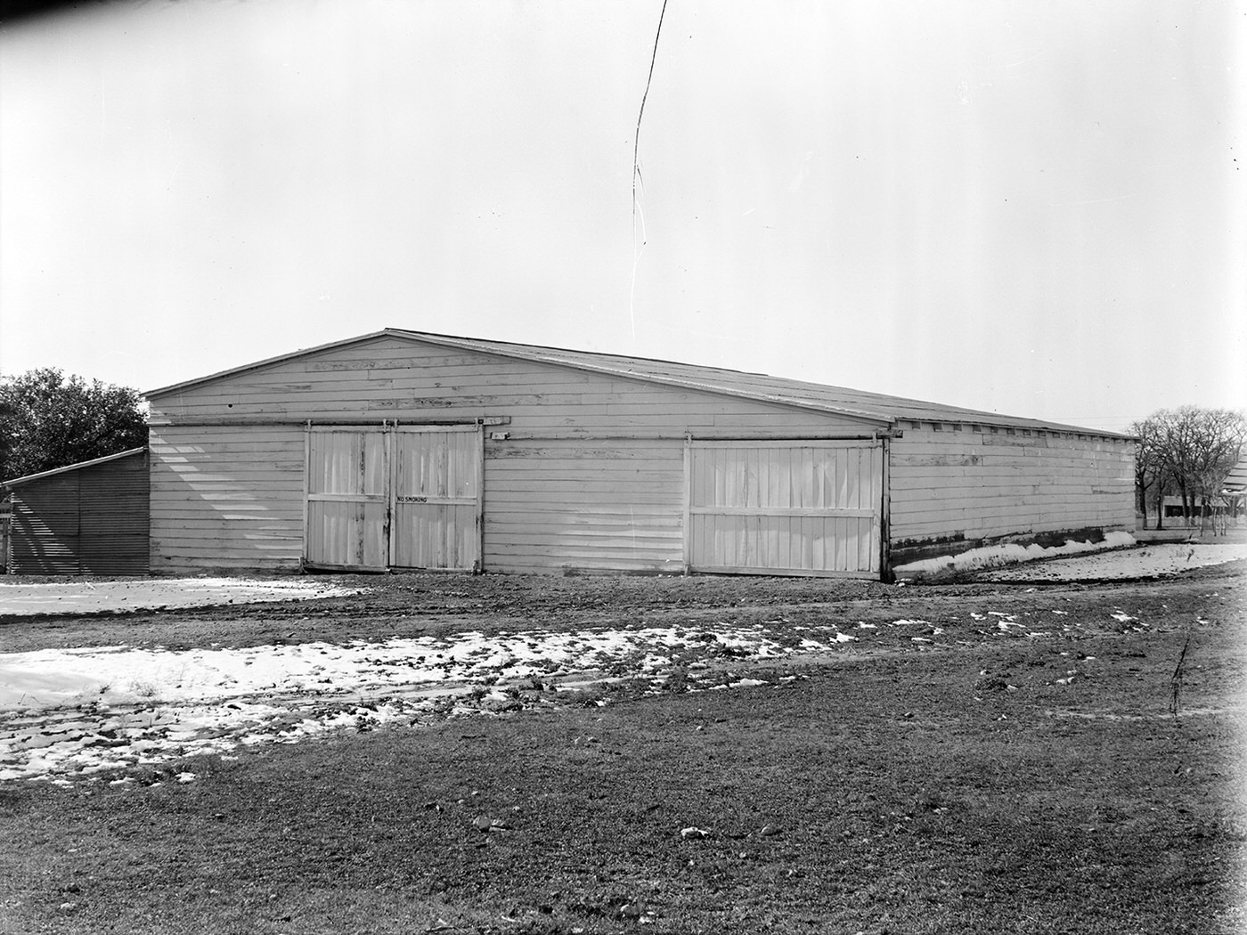Shady Oak Farm exterior in the snow, 1930