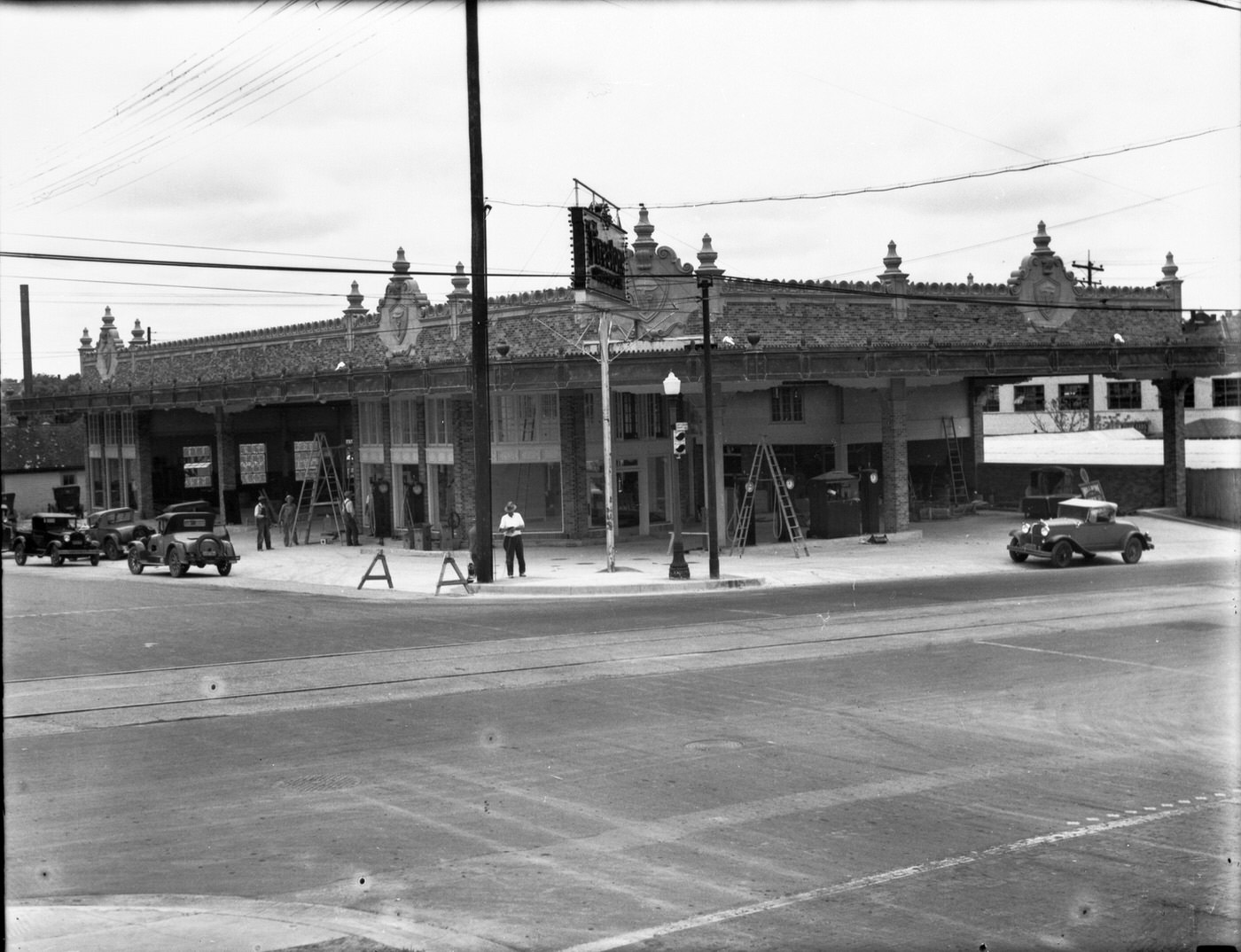 Firestone building construction, Fort Worth, 1930