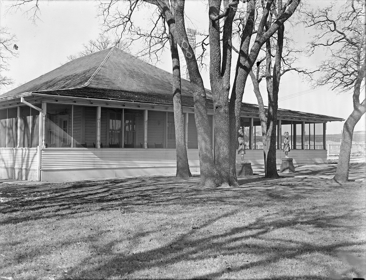 Shady Oak Farm exterior, 1930