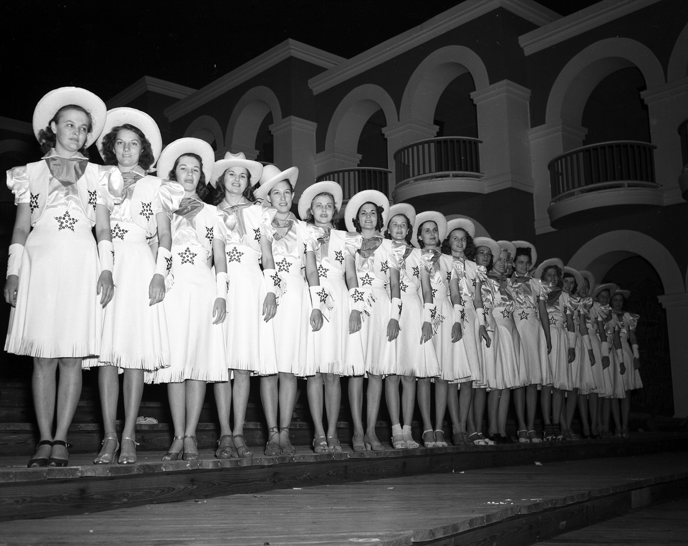 Show girls at Casa Manana, Fort Worth, 1939