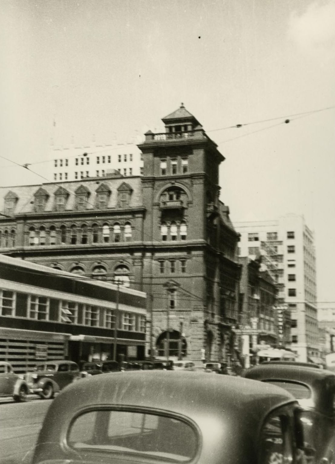 An unidentified building in downtown Fort Worth, Texas, 1930s.