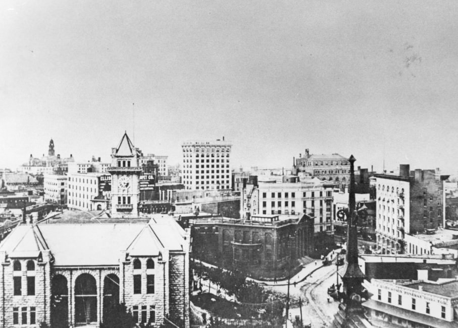 Downtown Fort Worth at Ninth and Throckmorton Streets, 1930.