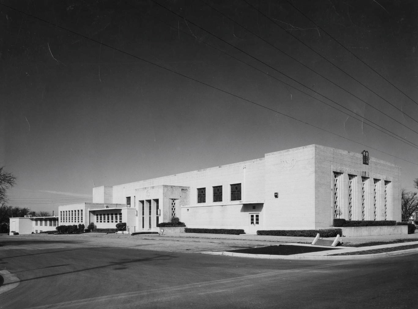 Ahavath Sholom Congregation's third synagogue in Fort Worth, 1952.
