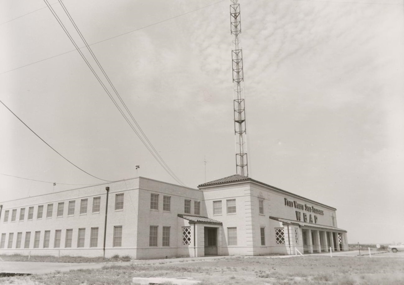 The side of the Fort Worth Star-Telegram WBAP building, 1951.