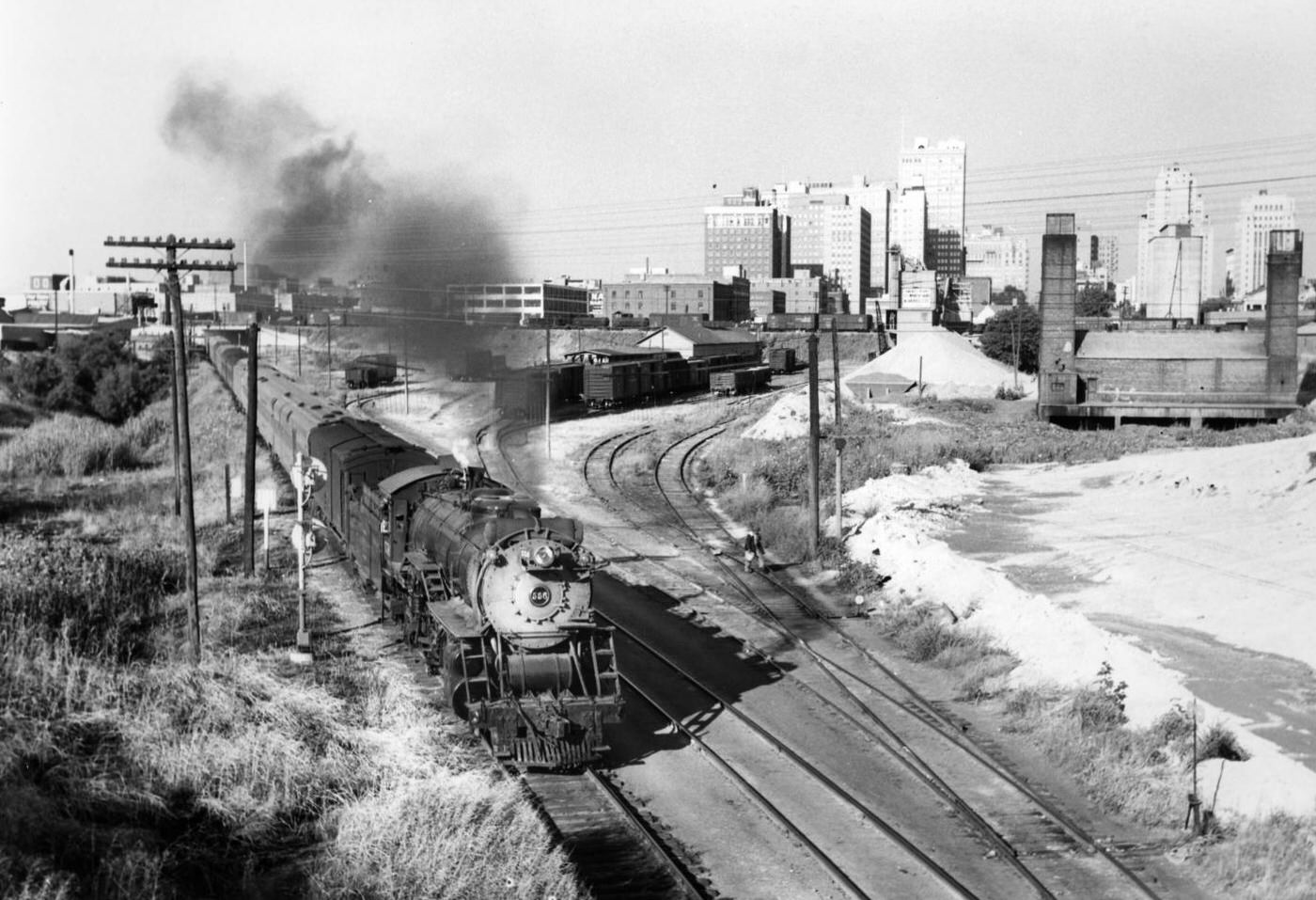 The Fort Worth and Denver "Texas Zephyr" train departing Fort Worth for Dallas, 1953.