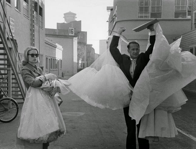 Grace Kelly leaves a Hollywood studio lot for the last time before her marriage, 1956