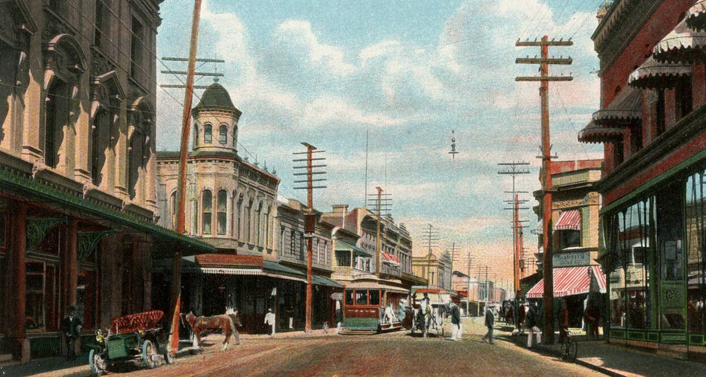 King Street, Honolulu, Hawaii.