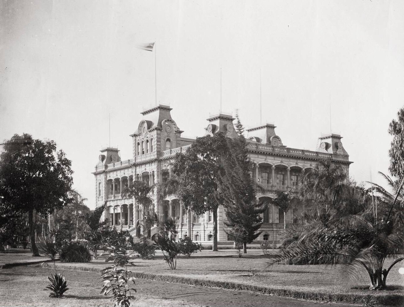 Royal Palace, Honolulu, Hawaii, 1900