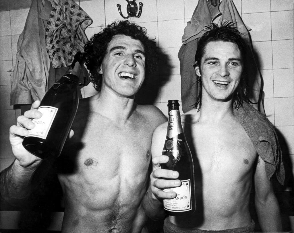 Ipswich Town's Alan Hunter, Bobby Robson, Kevin Beattie, and Paul Mariner celebrating, 1978.