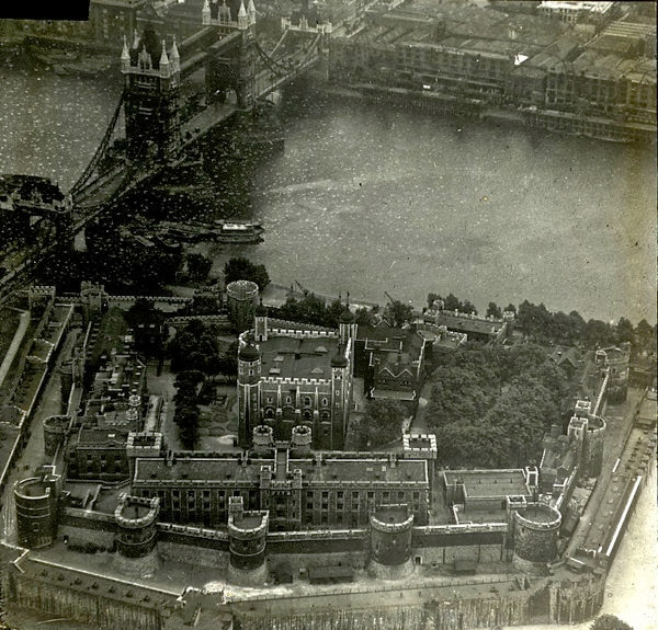 Tower of London & Tower Bridge