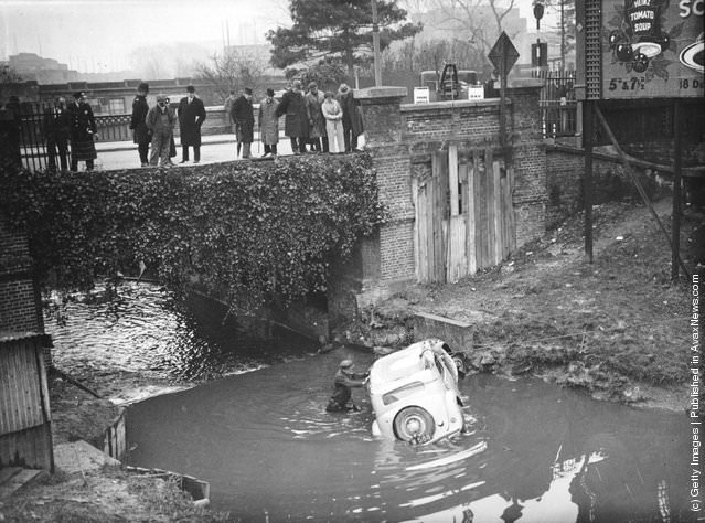 A car crashed into Wealdstone Brook, London, 1936.