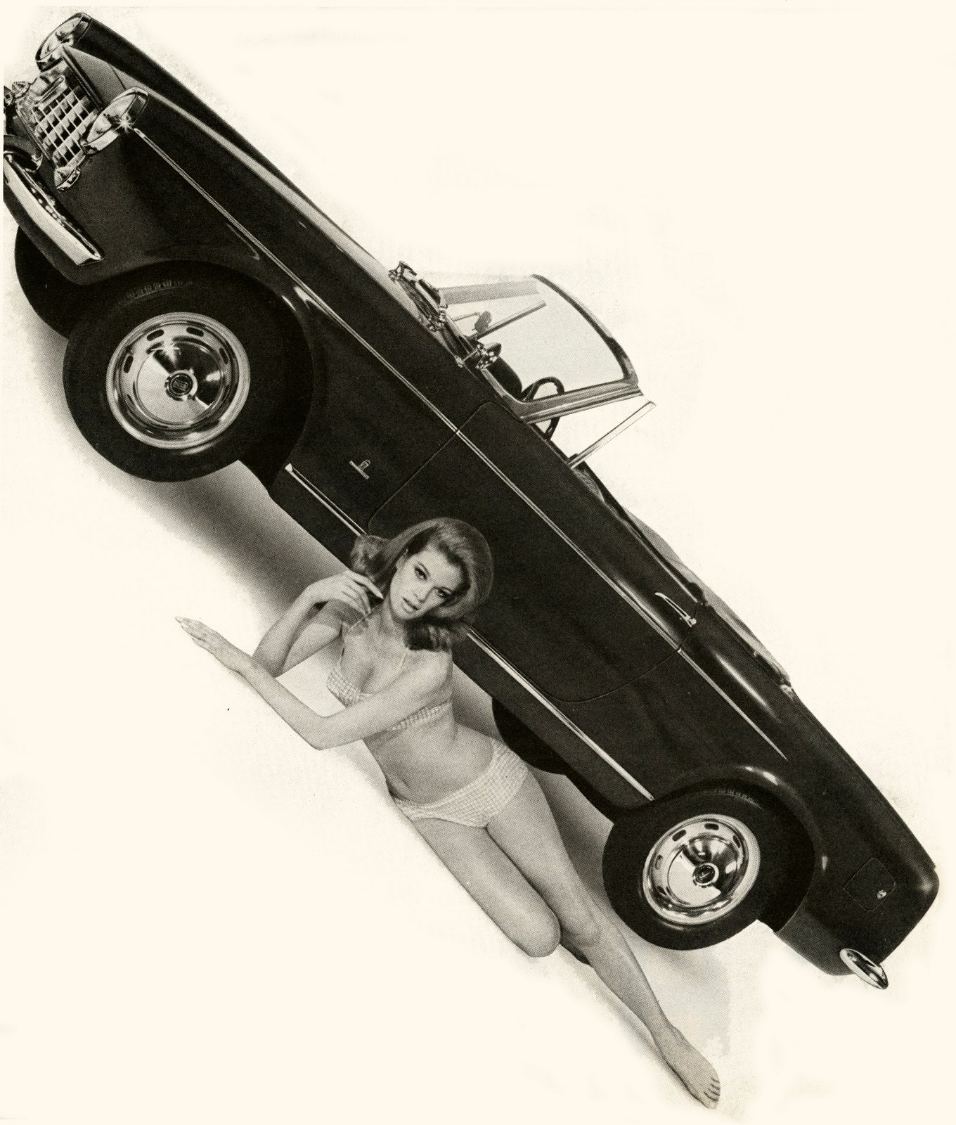 Fiat Spider 1500, with shapely and sexy young woman in bathing suit, 1965