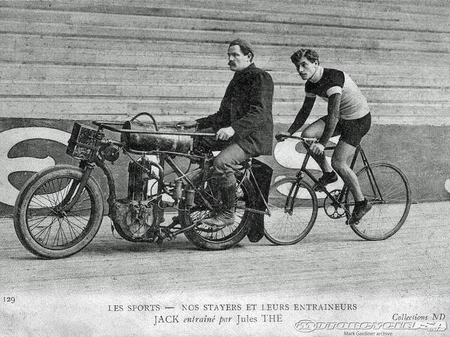 Motor-Paced Racing: A Unique Sport of High Speeds Achieved Through Close Following Behind a Pacer Vehicle